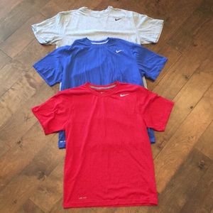 3️⃣ Nike Short Sleeve Shirt Bundle